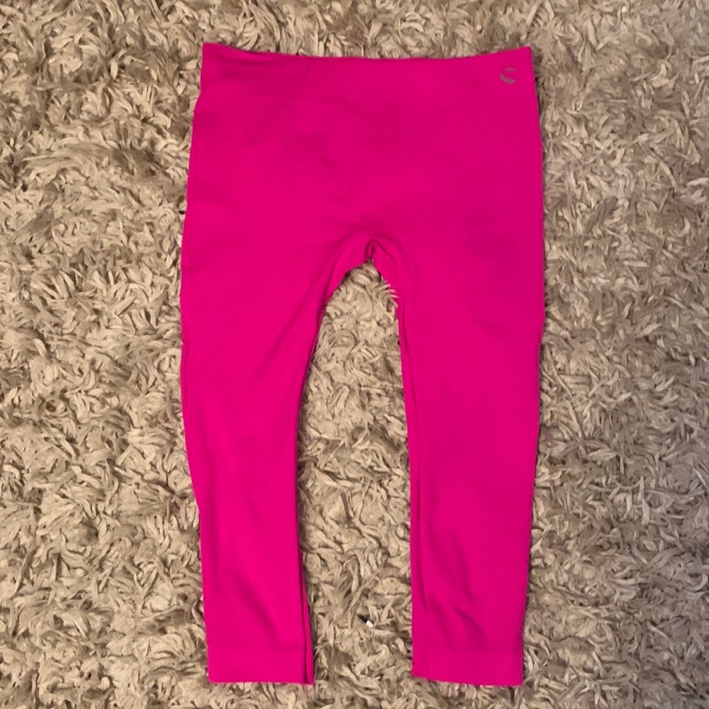 Clima Wear Pink 3/4 Leggings